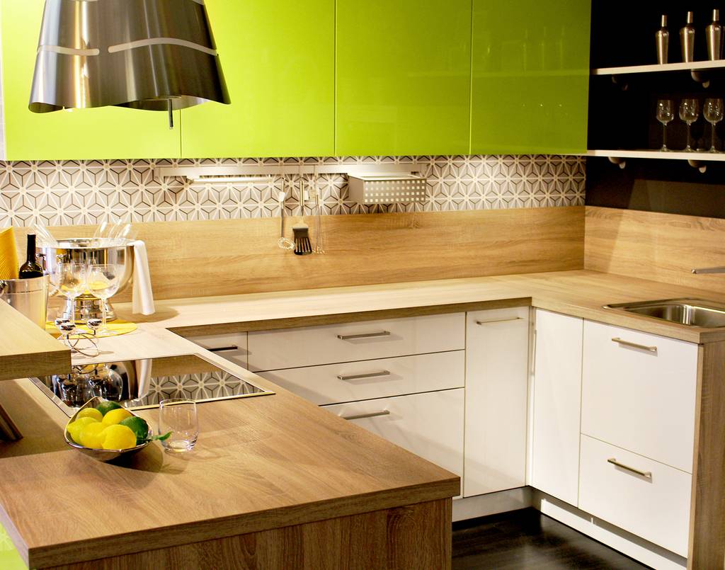 Melamine-formica-masonite-tops-pe-boards-and-timber